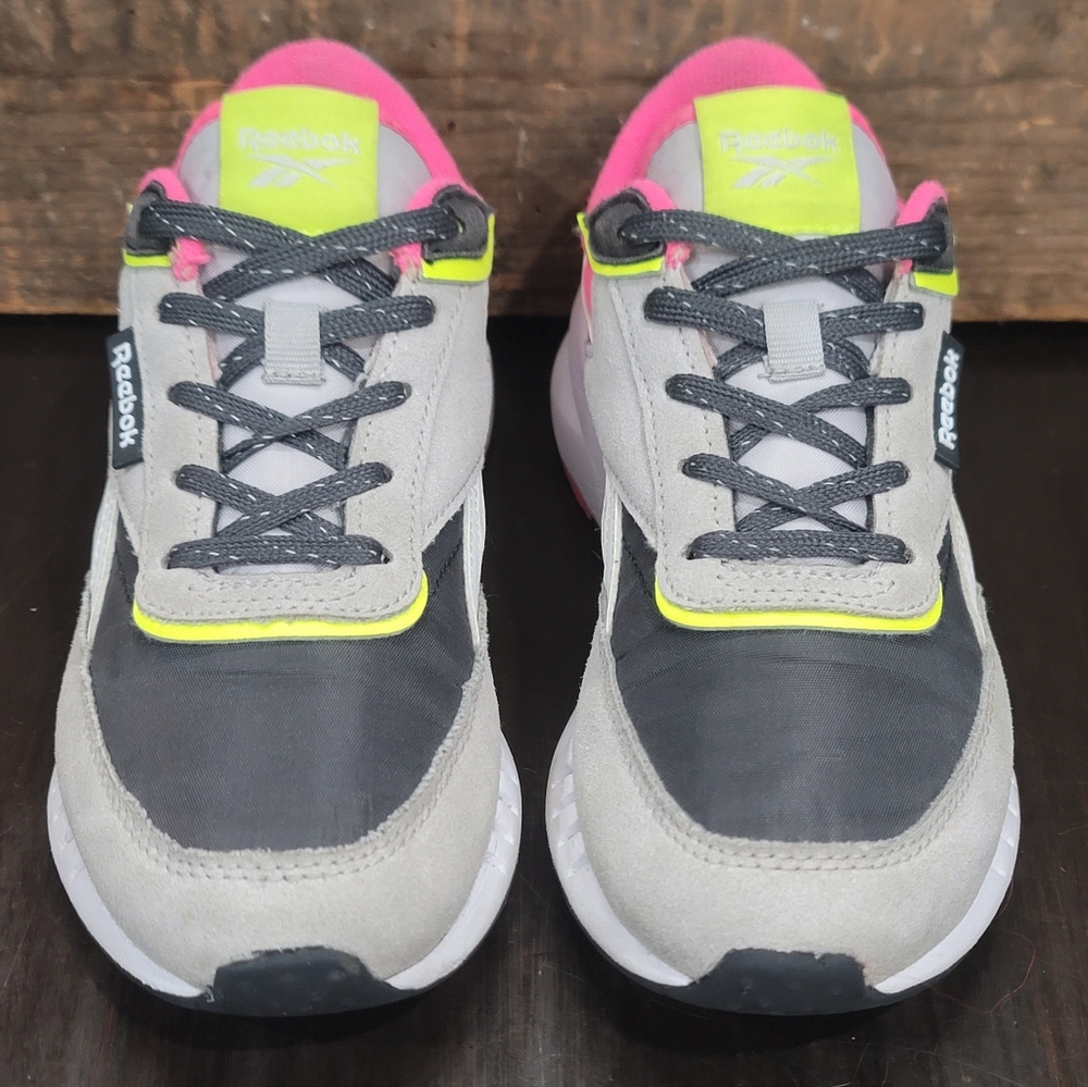 Reebok Forte Racer Lifestyle Sneaker. US 2 Good Cond! Fast Shipper - Picture 8 of 13